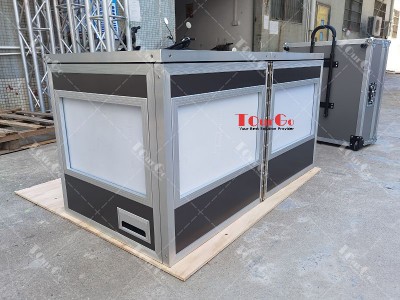 Table top interpreter booth