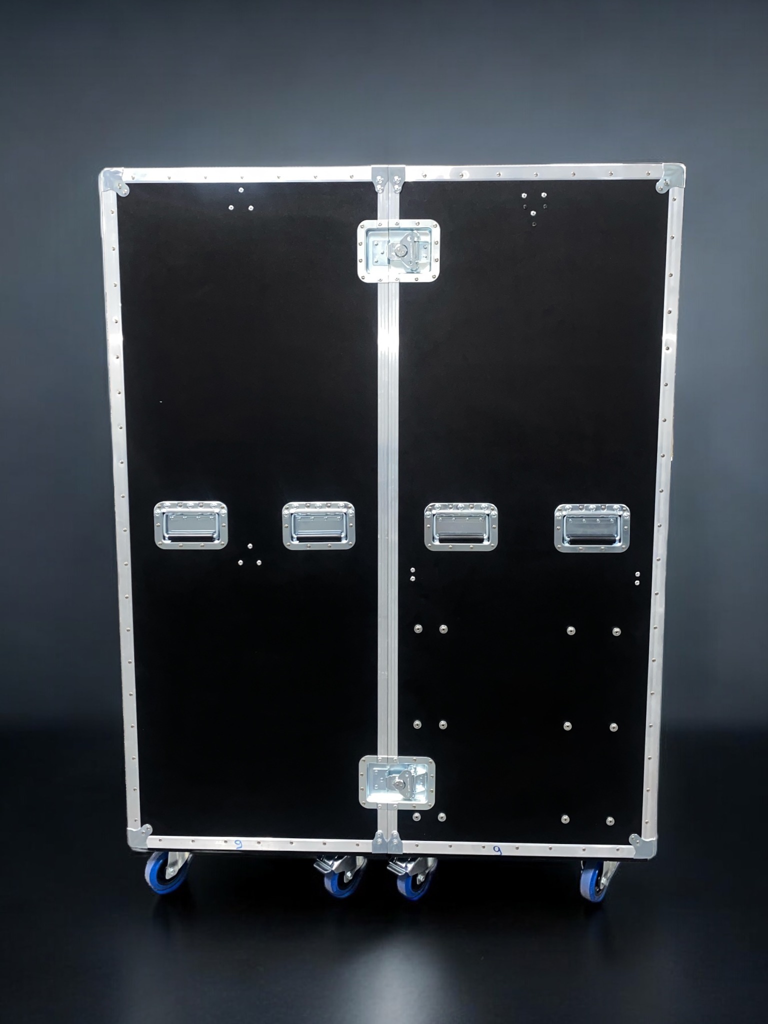 wardrobe cases