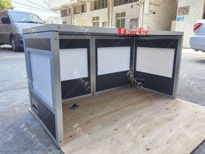 Table top interpreter booth