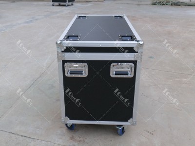 6trunk road case 