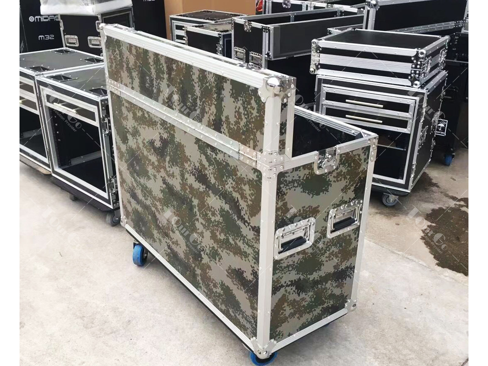 61mixer flight case