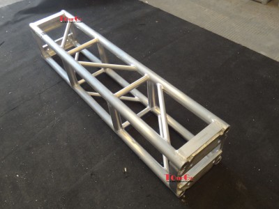 62 Box Truss 
