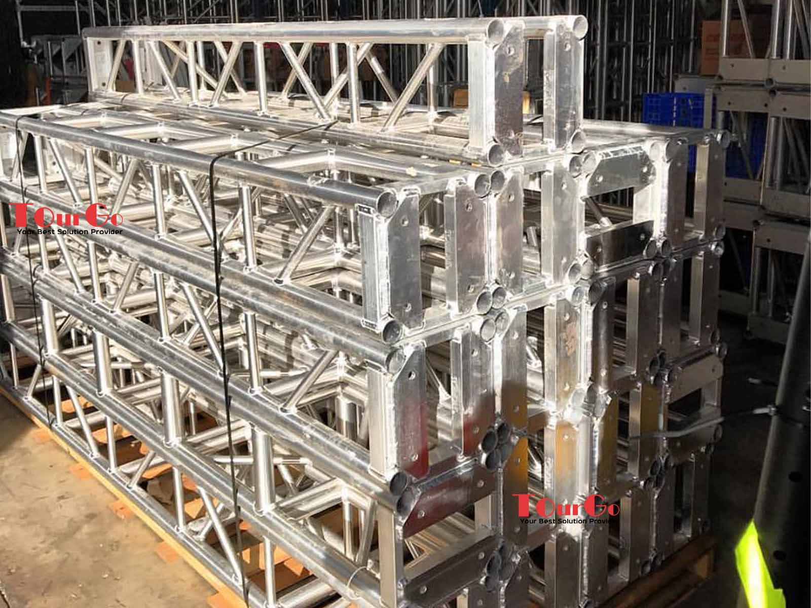 63 Box Truss