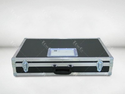 6 Portable aviation box