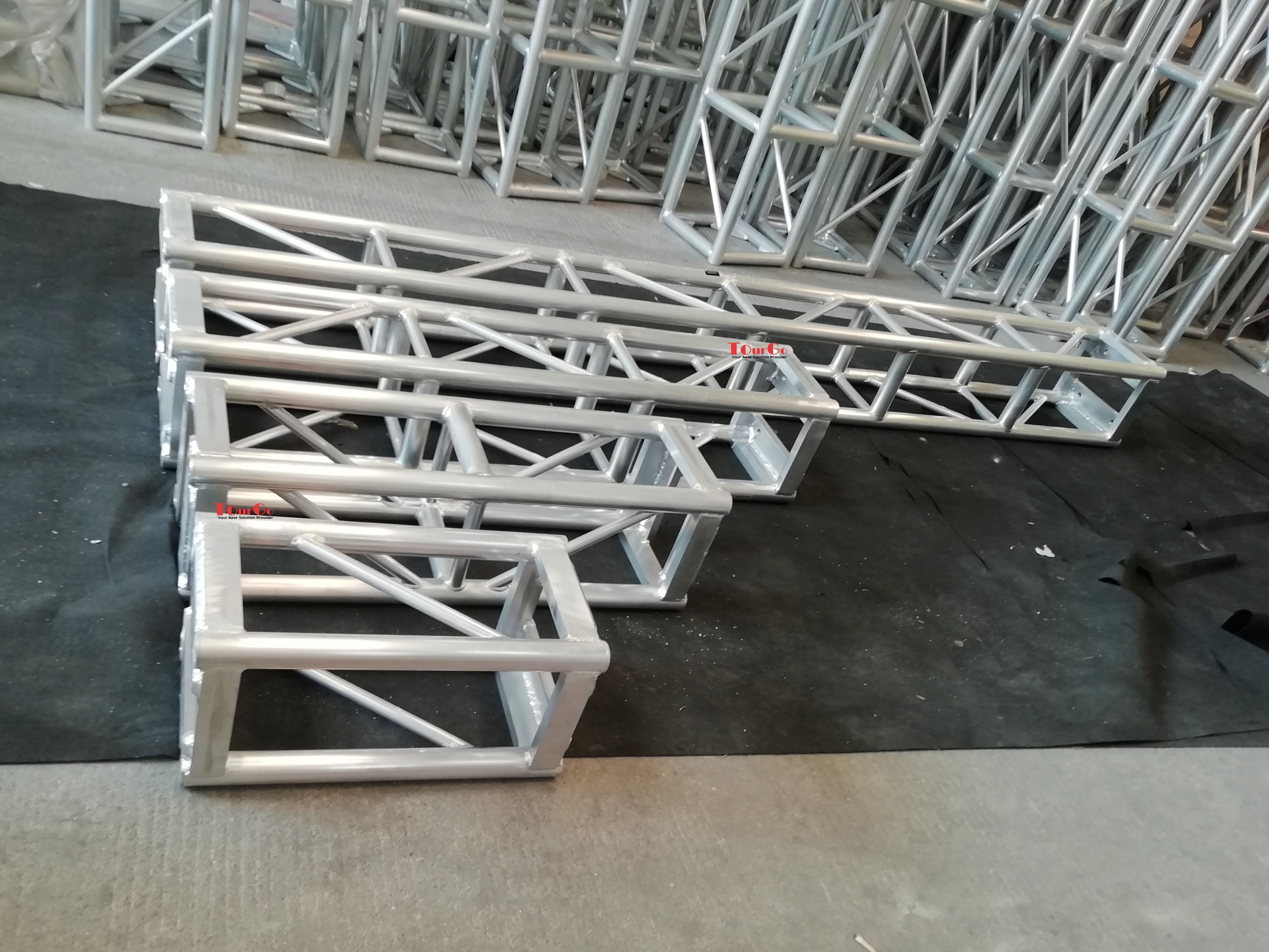 66 Box Truss