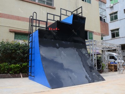 NINJA WARRIOR Ground Based Obstacles-Warped Wall