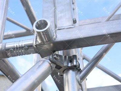 8 Outdoor Outrigger
