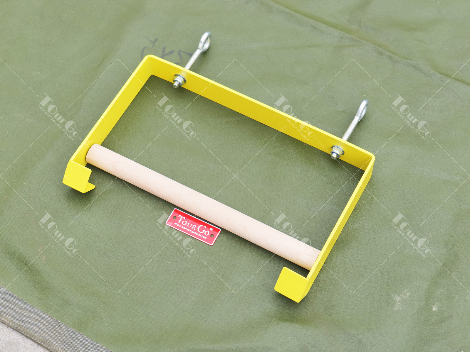 9Floating Monkey Bars