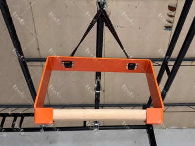 Ninja warrior wooden obstacle ninja — Floating Monkey Bars
