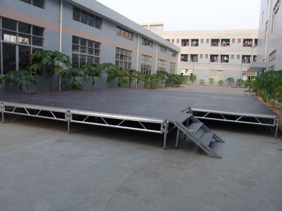 China Aluminum Concert Event Stage Rental with Portable Step Stairs for Sale