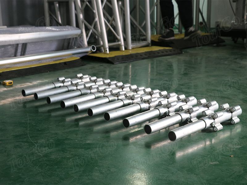 Aluminum Stage  16