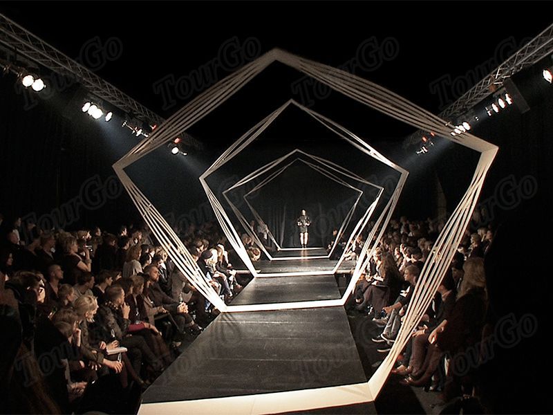 Fashion Show Staging Runway Catwalk Stage with Glass Stage Platform – TourGo