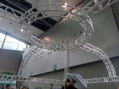 Circle-Lighting-Truss 