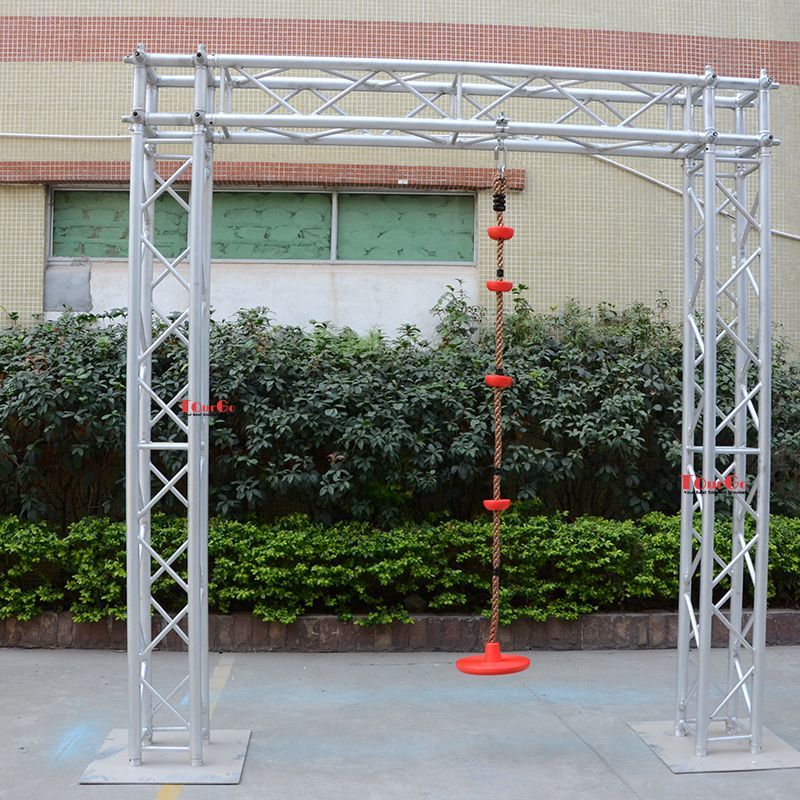 Climbing rope with swing disc