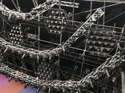 Lighting-Truss