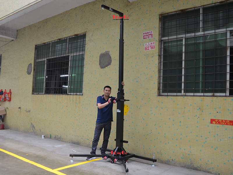 https://www.tourgosolution.com/crank-stand-lifting-towers
