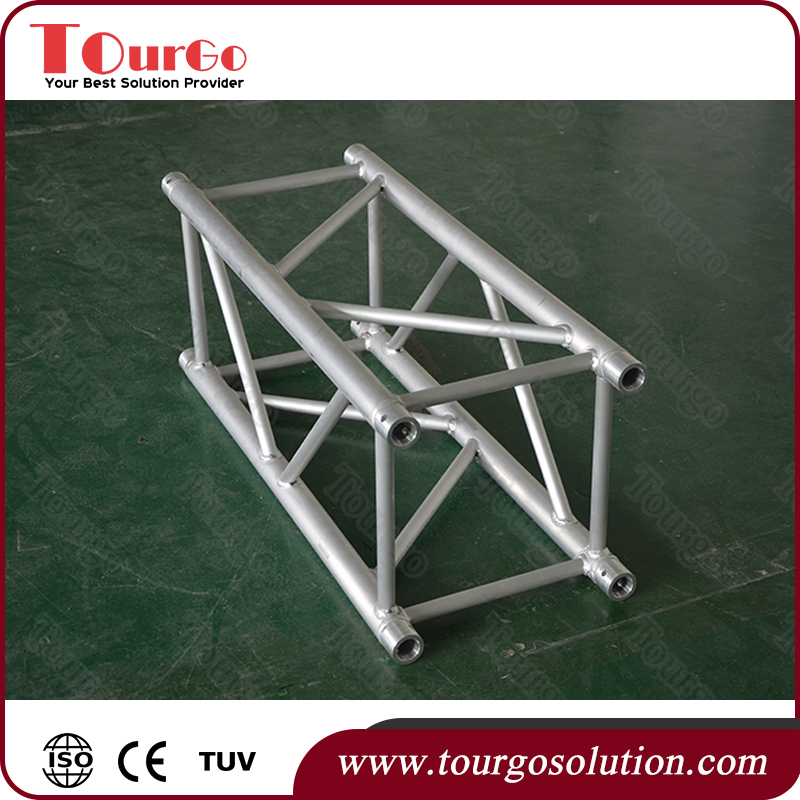 Curved Steel Trusses