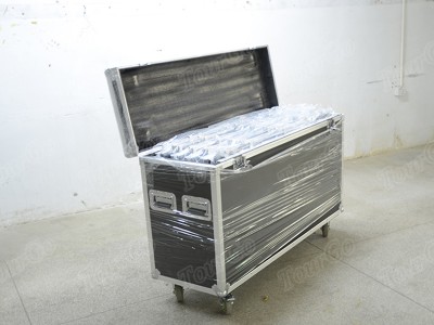 FLIGHT-CASE