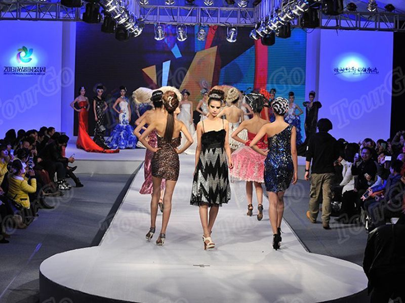 Fashion Show Catwalk Stage 2