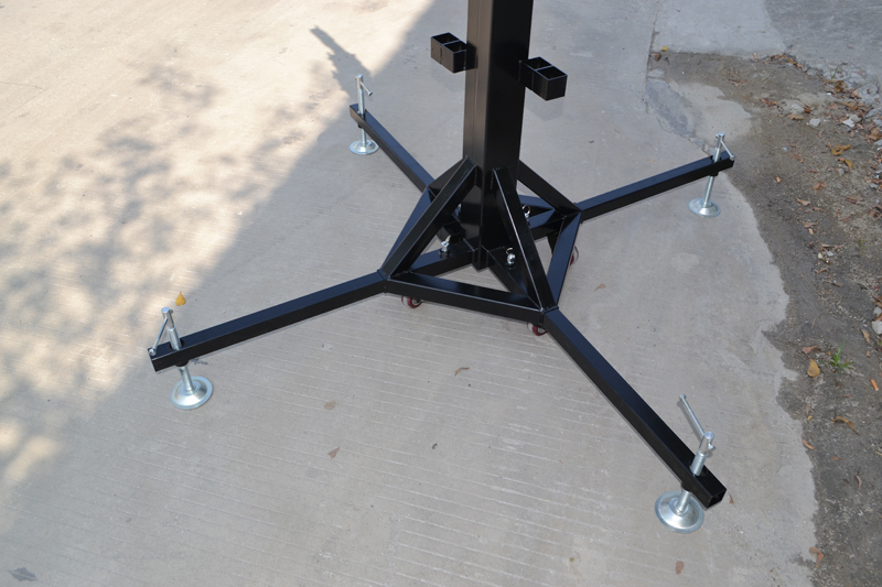 Heavy-Duty-Light-Crank-Stand