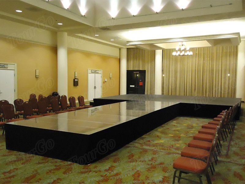 Indoor Catwalk Stage System with Plexiglass Stage Platforms for Meeting – TourGo