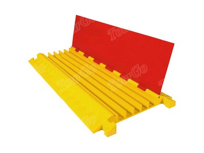 5-Channel Linebacker Cable Protector Ramps for 1.3″ diameter cables