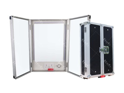 Custom Magic Make-Up Mirror Flight Case with Dimmable and Colour Temperature Control