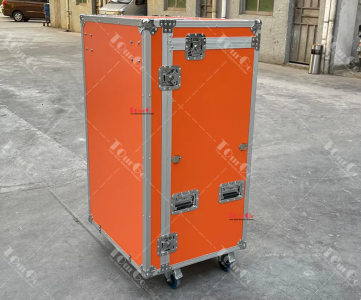 Production Flight Case4