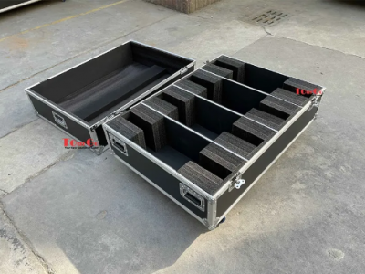 LCD flight case9