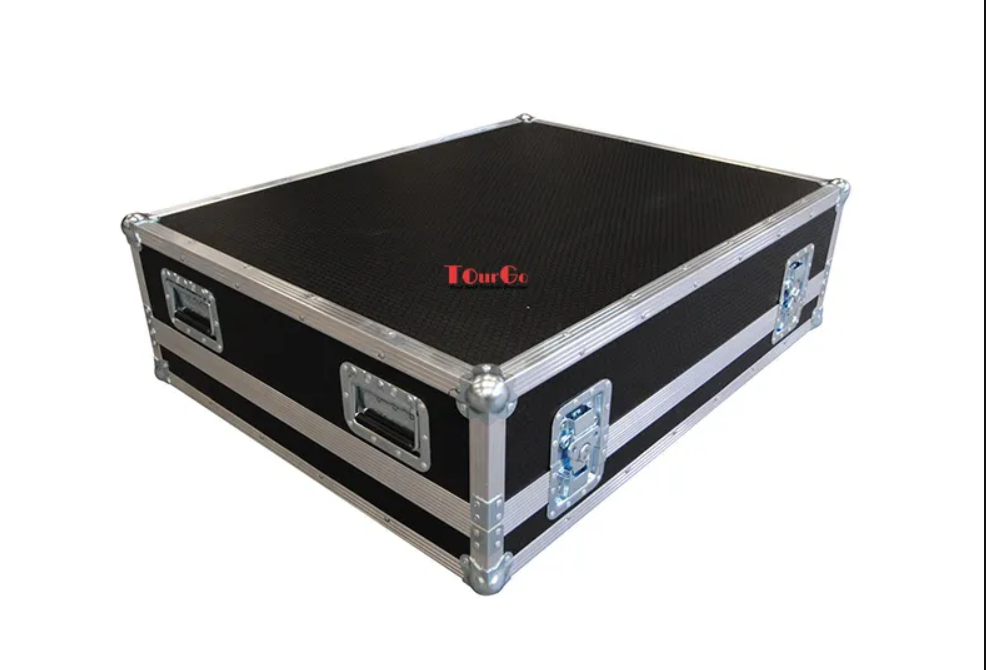 BEHRINGER MIXER CASE 1