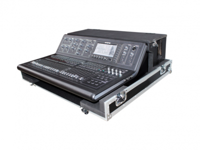 Midas M32 Mixing Console Flight Case with a Doghouse Cable Cover and Wheels