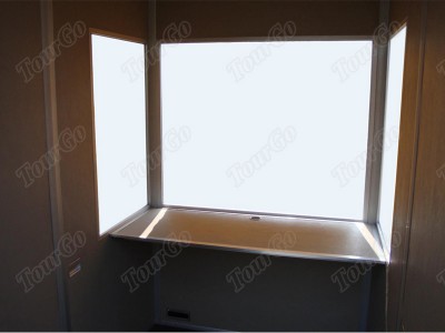 Simultaneous-Interpretation-Booths-1  (10)