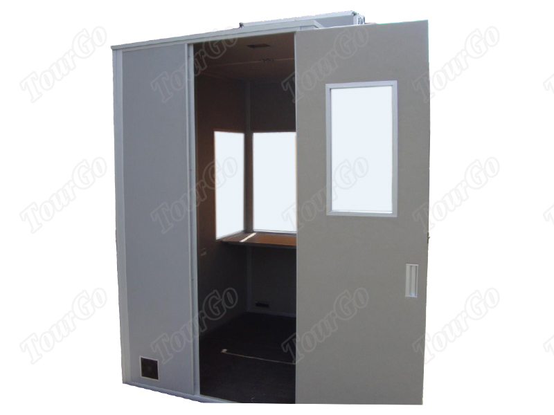 Simultaneous-Interpretation-Booths-1 (2)