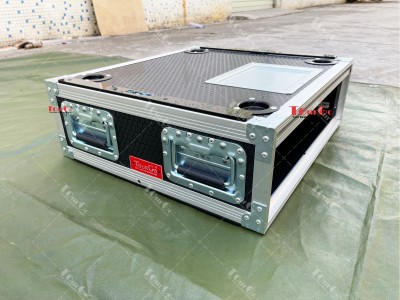 Slam Door Rack Cases 2