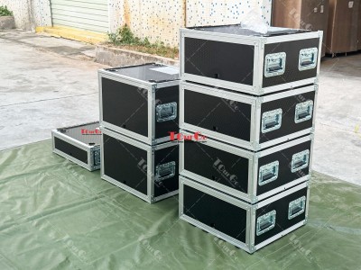 Slam Door Rack Cases 7