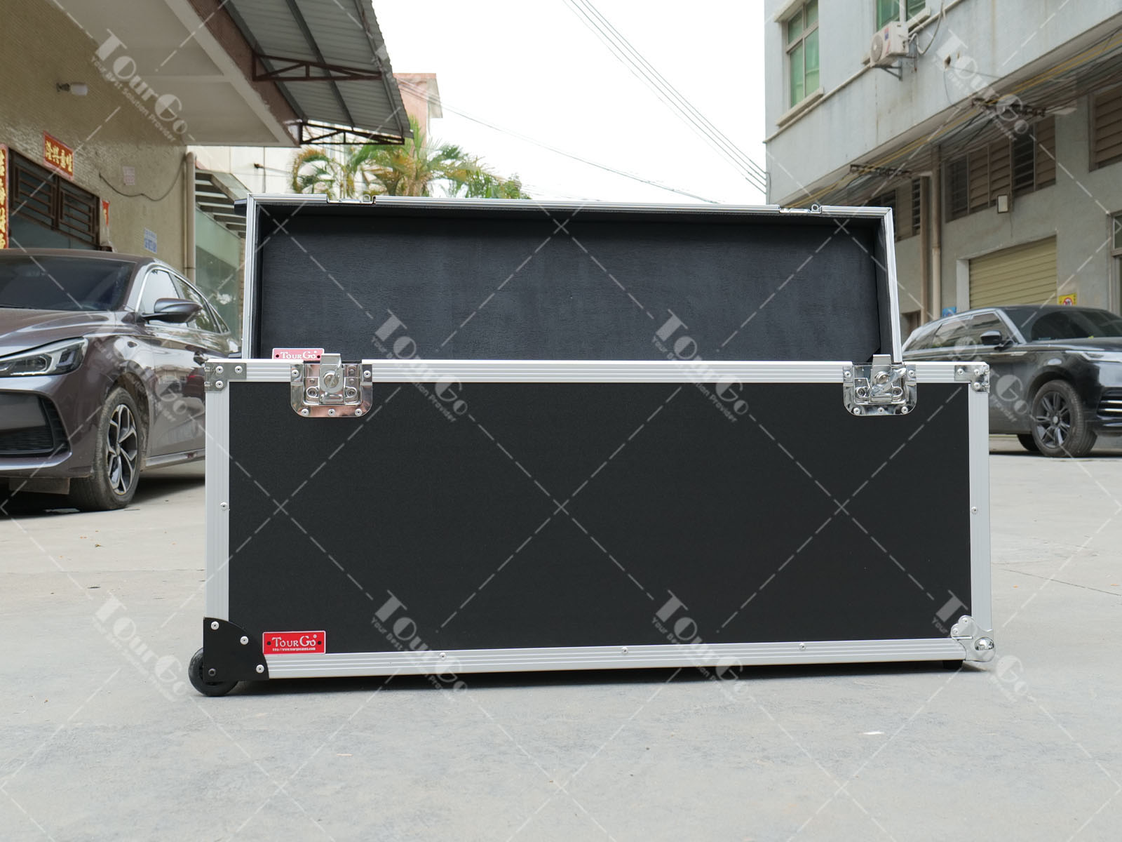 https://www.tourgosolution.com/speaker-cabinet/cable-road-flight-case-trunk.html