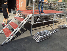 Waterproof Red Non Slip Catwalk Fashion Show DJ Music Event Aluminum Plywood Stage