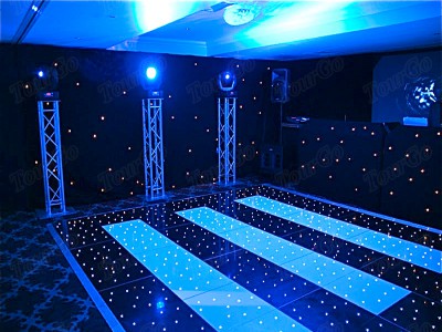 black-and-white-dance-floor-for-wedding