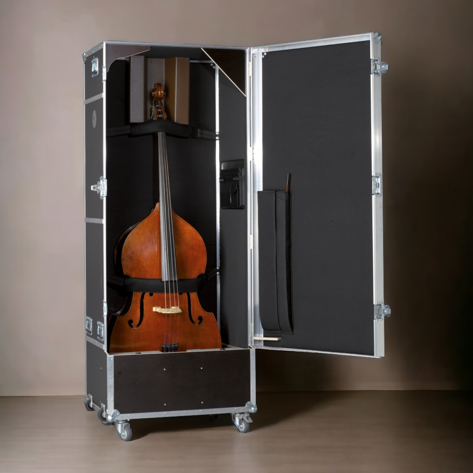 Flight case for 1 double-bass and accessories