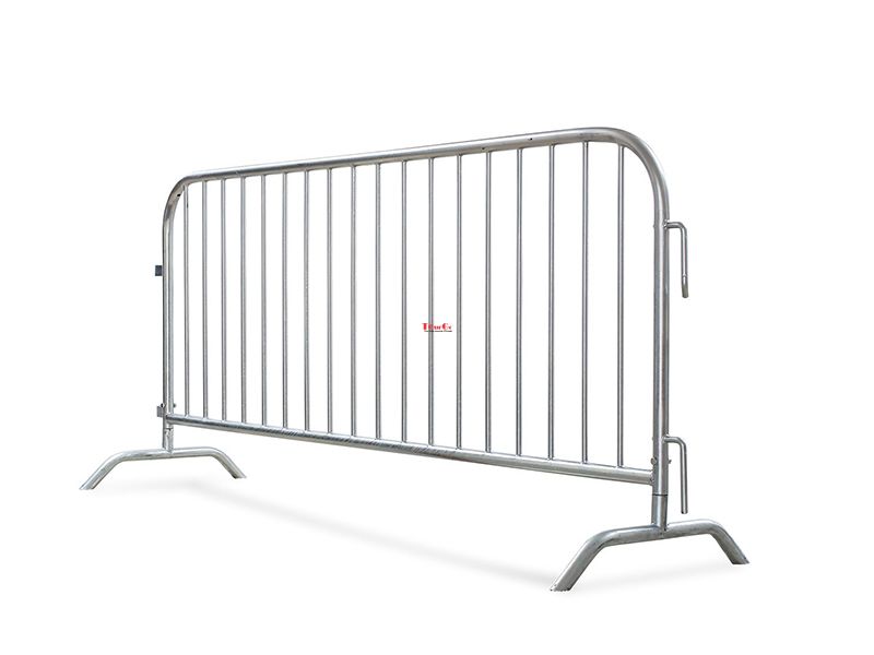 Outdoor Safety Crowd Control Barrier With Bridge Feet For Sale