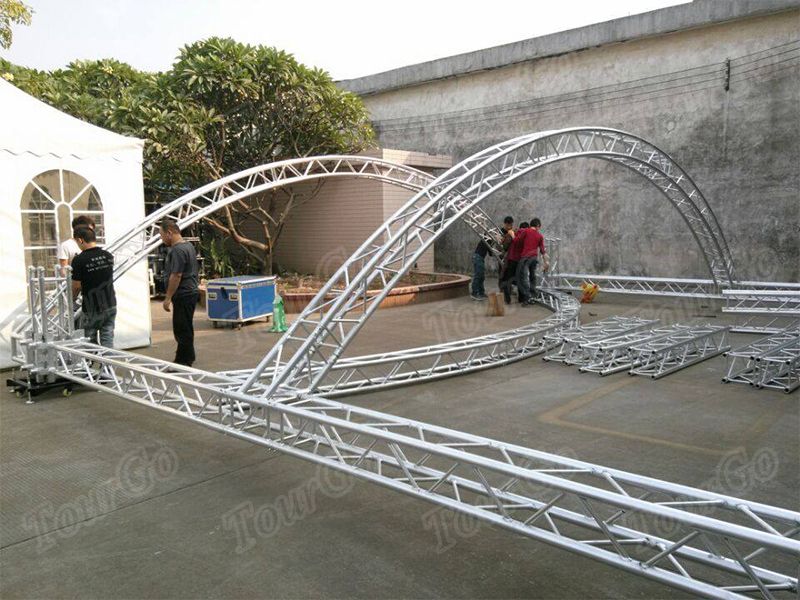 curved roof truss (22)