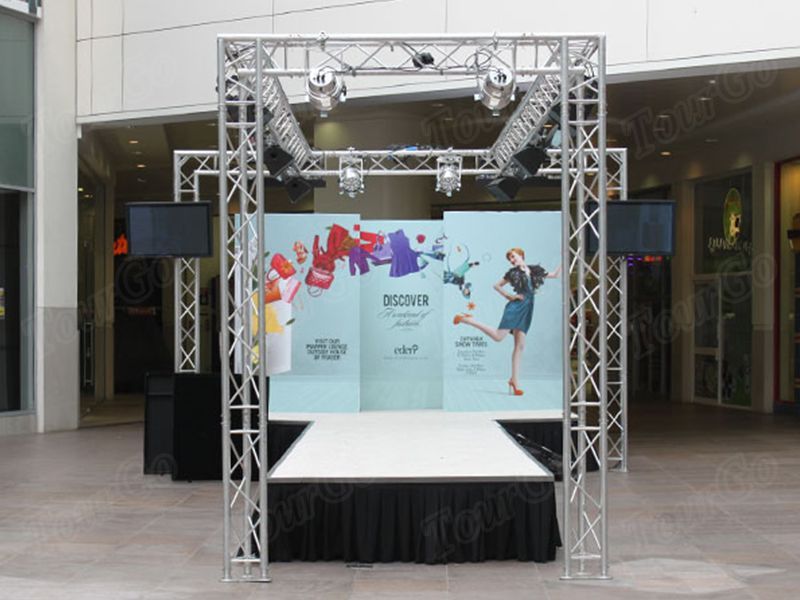 fashion-shows-Modular-Catwalk-Stage 1