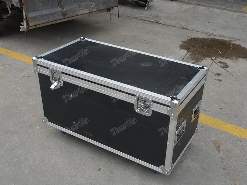 Flight Case For Stage Adjustable Legs And Level Feet