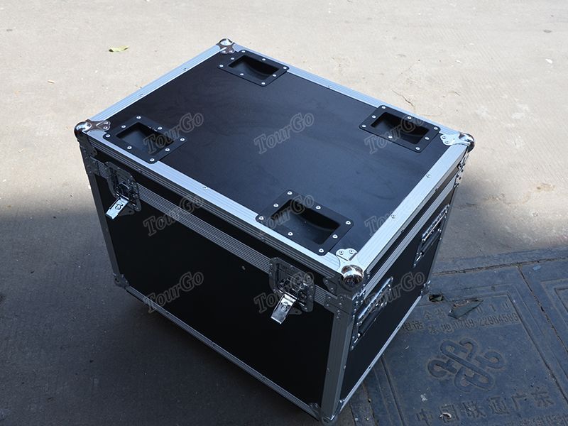 flight case for pipe drape kits (5)