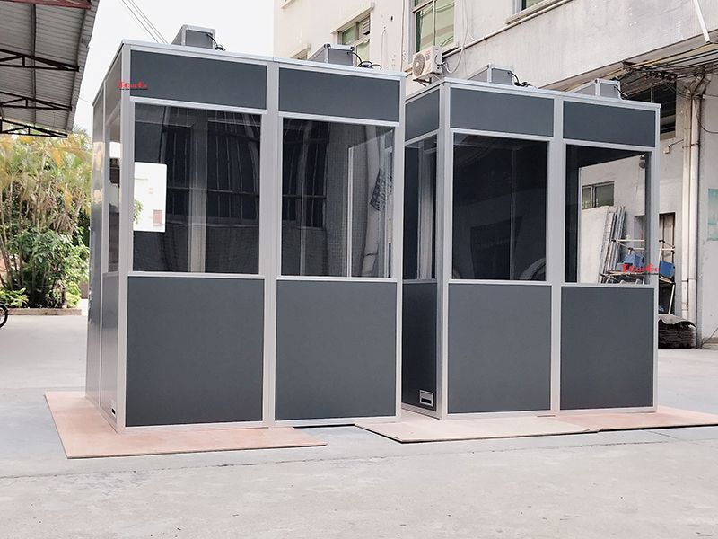interpreter booth-1