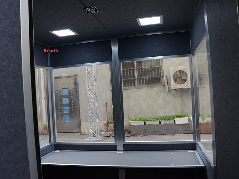 interpreter booth-2