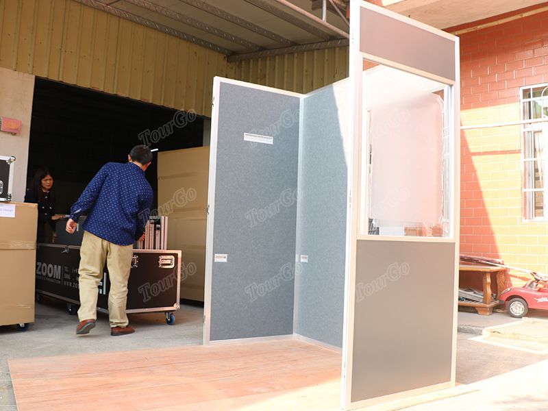 interpreter booth-2