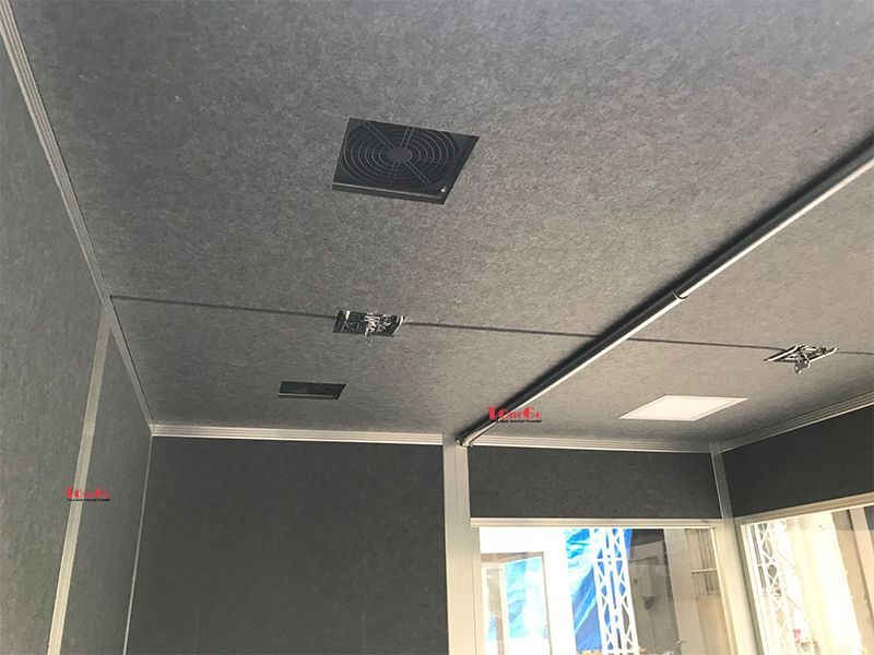 interpreter booth-3