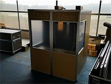 Congress ISO-Compliant Soundproof Translation Interpretation Booth With Wooden Color