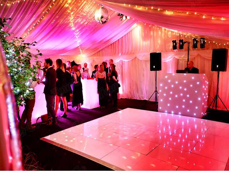 White Starlit Dance Floor – 18*18 ft